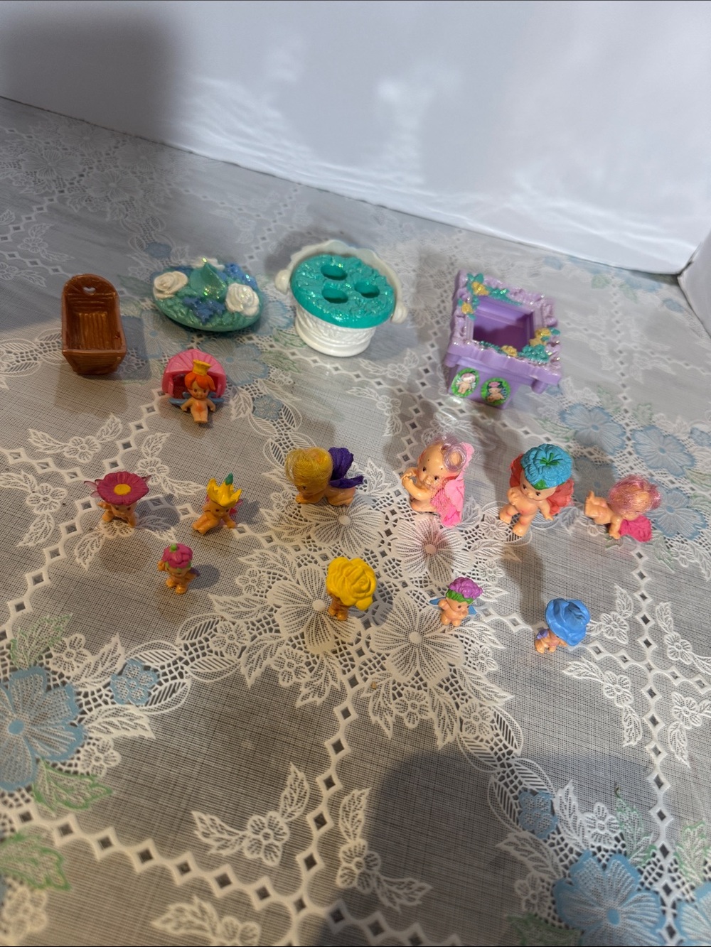 Vintage 1993 Fairy Winkles Kenner Figure Doll Flower Wings lot of 15 pieces - Picture 3 of 6